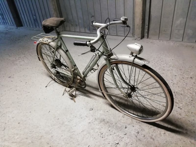 vélo "mixte " a cadre dit "anglais " AUTOMOTO 1939 Img_2914