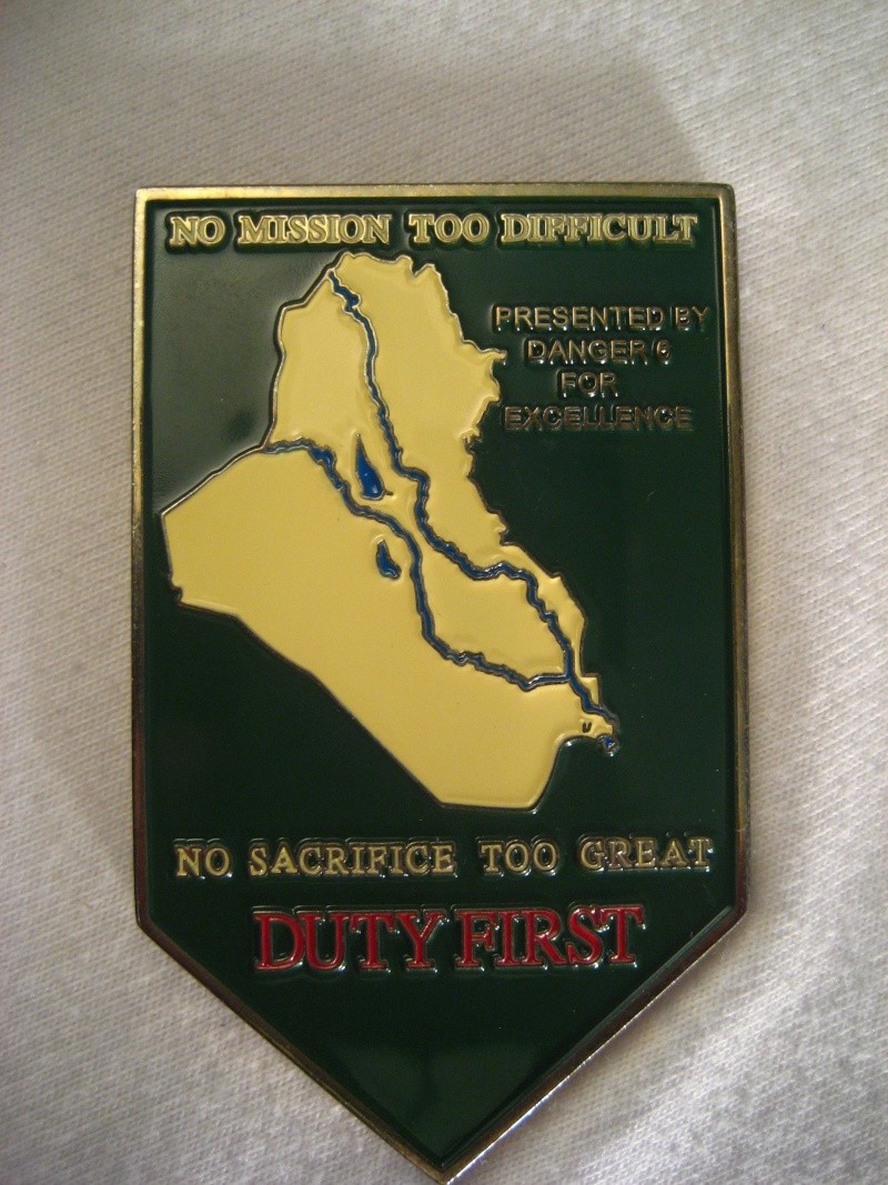 1 ID Division Commander (Danger 6) Challenge Coin Copy_o14