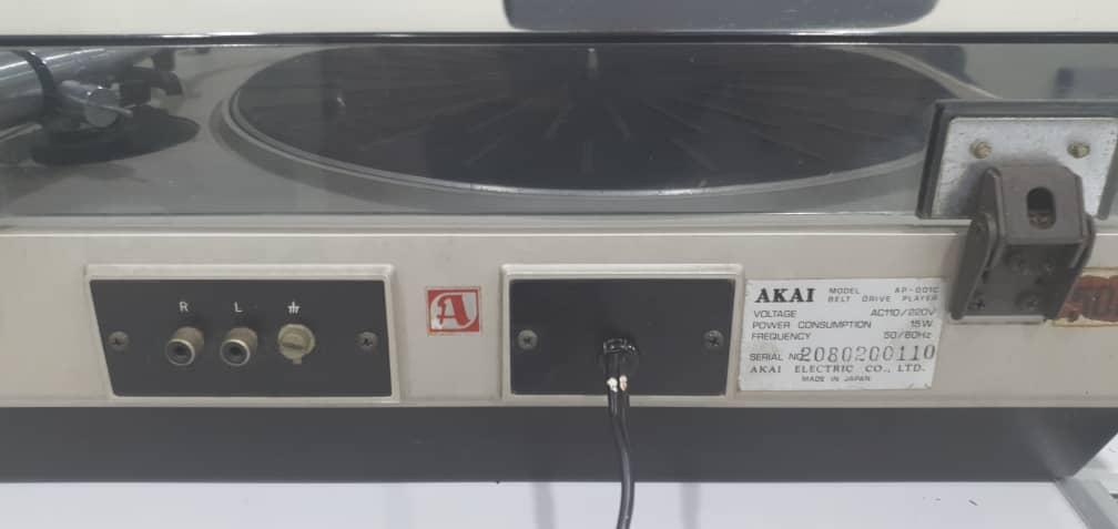 AKAI AP-001C Turntable (SOLD) Whatsa14