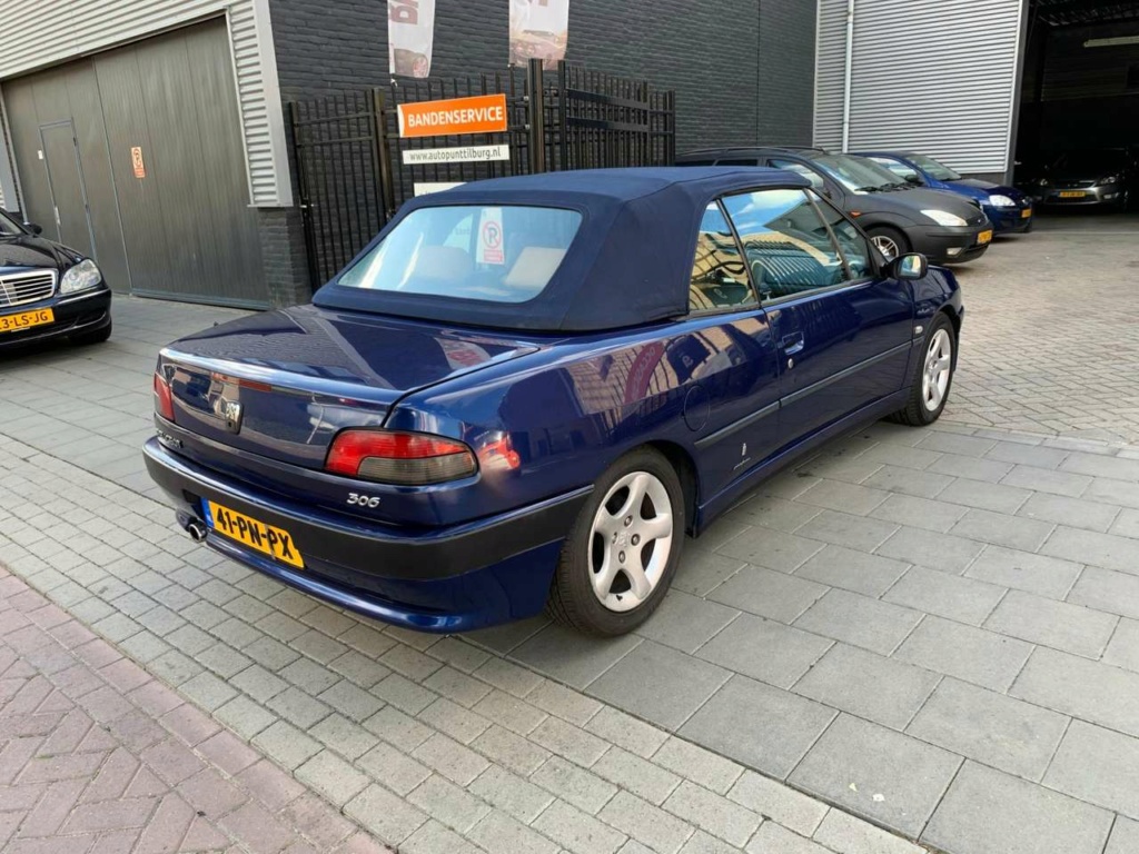 [ FOTOS ] Fase 3 - 2000 - 2,0i 135cv azul China con capota azul y cuero - Un cabrio en Holanda 50a8a810
