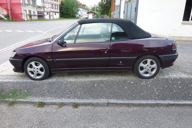  [ SE VENDE ] Peugeot 306 cabrio 2,0i 1996 Ciruela con cuero I1624912