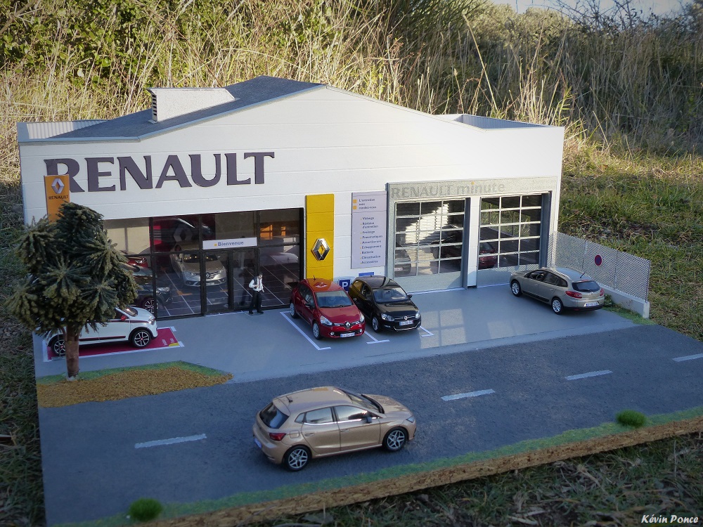 Maquette n°045 : L'Agent Renault 2010 2017-138