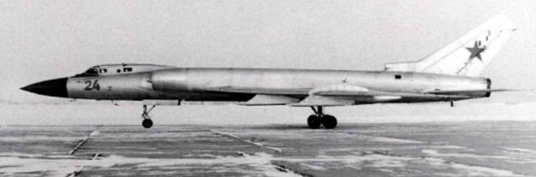 1/72 Tupolev Tu-128 Fiddler Amodel * Pas-à-pas Tu12810
