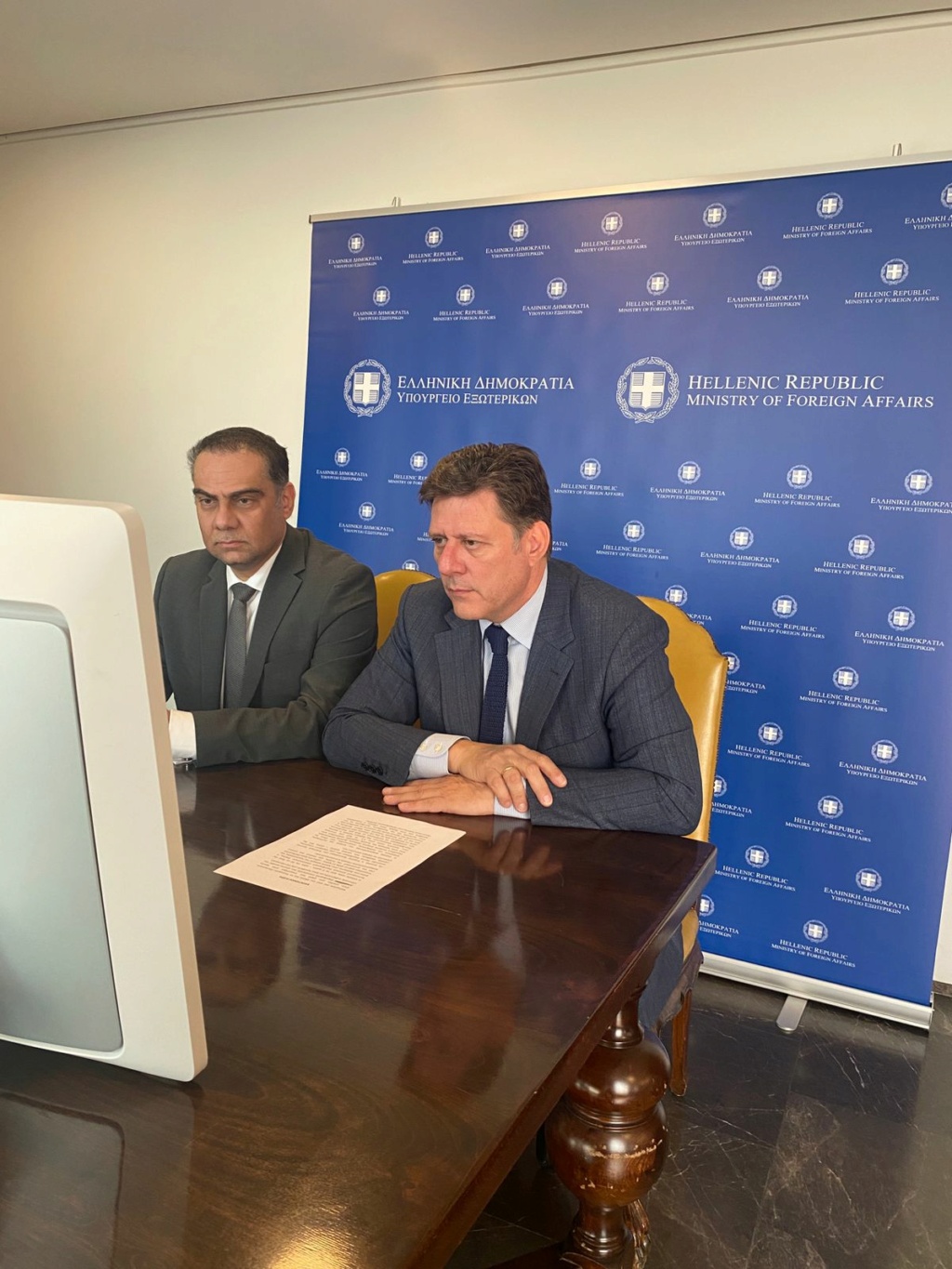 Συμμετοχή Αναπληρωτή Υπουργού Εξωτερικών Μιλτιάδη Βαρβιτσιώτη σε τηλεδιάσκεψη για την πρώτη δορυφορική επικοινωνία μεταξύ του Υπουργείου Εξωτερικών και Πρεσβειών της Ελλάδας στο εξωτερικό 01_eus10