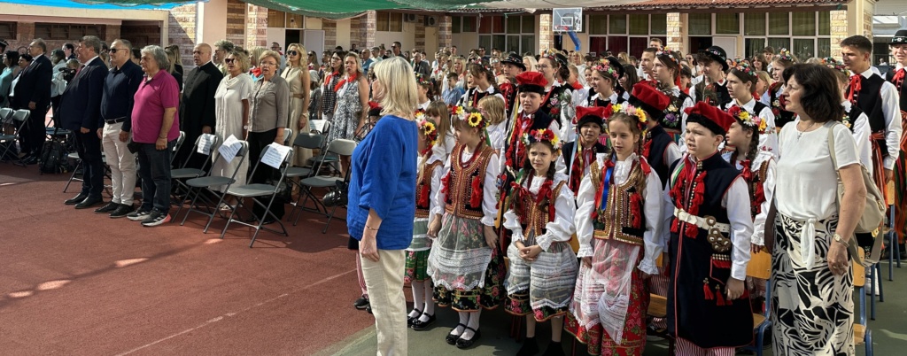 Αιγάλεω - Η Πρόεδρος της Πολωνικής Βουλής Elzbieta Witek παρέδωσε το λάβαρο στο Πολωνικό Σχολείο που φιλοξενείται στο 1ο Δημοτικό Σχολείο Αιγάλεω 625