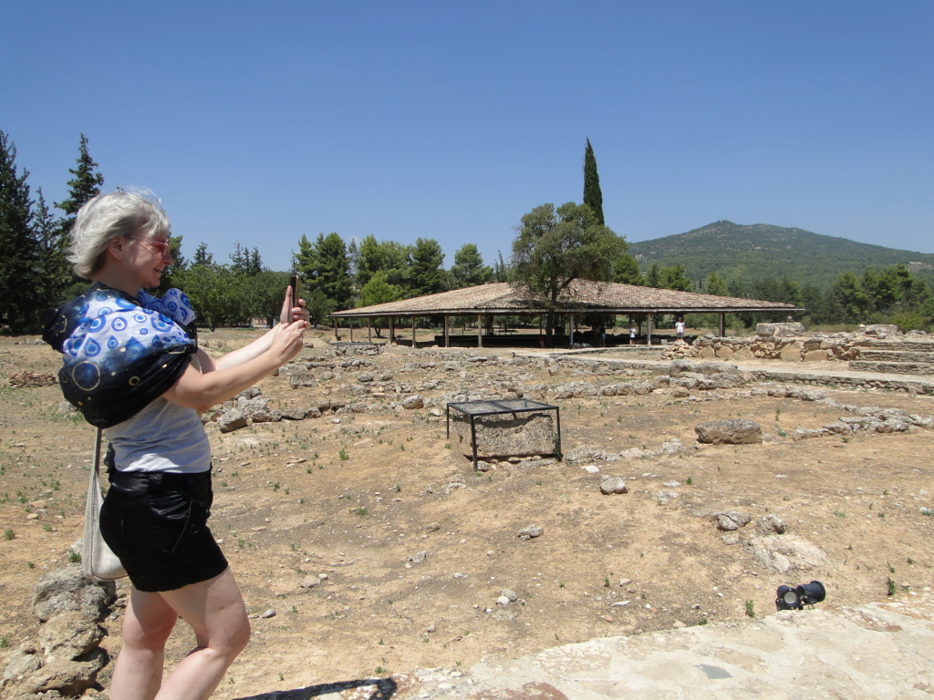 Φωτογραφίες - 98 φωτογραφίες από Ακροκόρινθο, Μουσείο και Στάδιο Νεμέας και γύρω περιοχή, 18-7-2024 - 98 фотографий Акрокоринфа, музея и стадиона Немея и окрестностей, 18-7-2024 Dsc01844