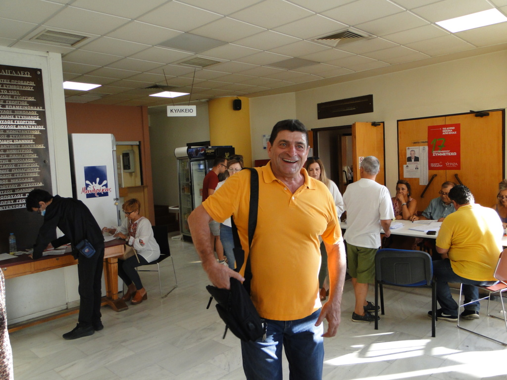 Δημαρχείο Αιγάλεω, ψηφοφορία για πρόεδρο τού ΣΥΡΙΖΑ (24 φωτογραφίες) Dsc04912