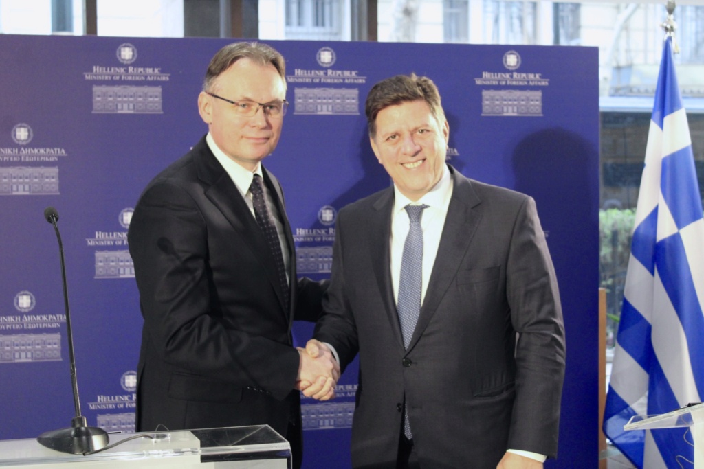 Συνάντηση Αναπληρωτή Υπουργού Εξωτερικών Μιλτιάδη Βαρβιτσιώτη με τον Υφυπουργό Εξωτερικών της Πολωνίας αρμόδιο για Ευρωπαϊκές Σχέσεις Arkadiusz Mularczyk - Κοινές δηλώσεις Varvi117