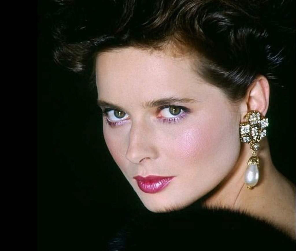 ISABELLA ROSELLINI - Página 3 11958310