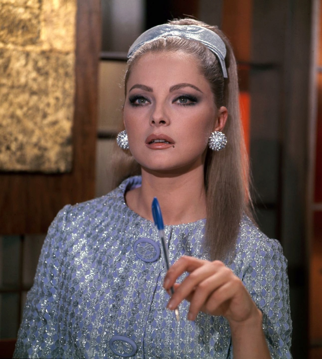 VIRNA LISI 12777410