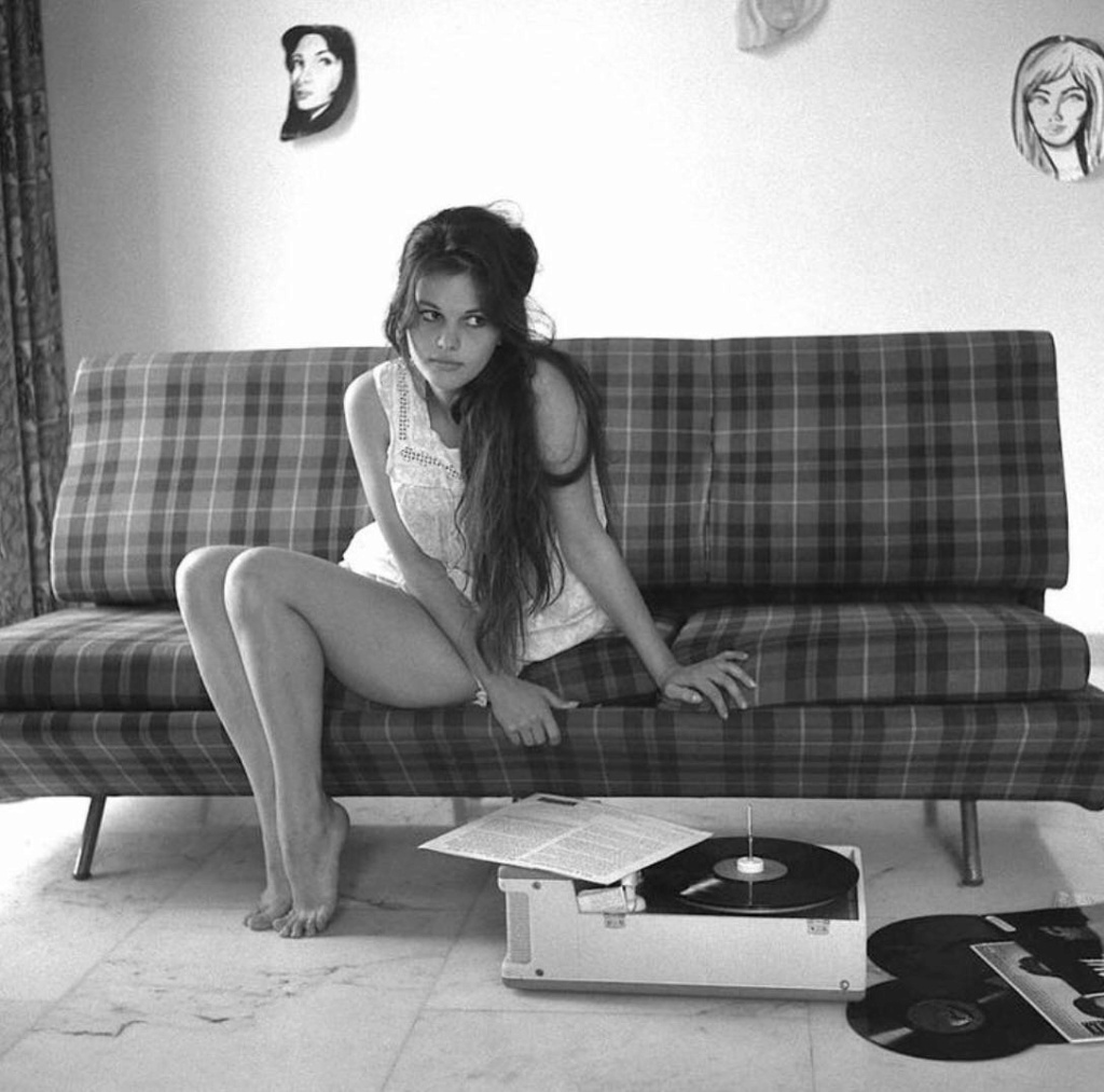 CLAUDIA CARDINALE - Página 3 21522610