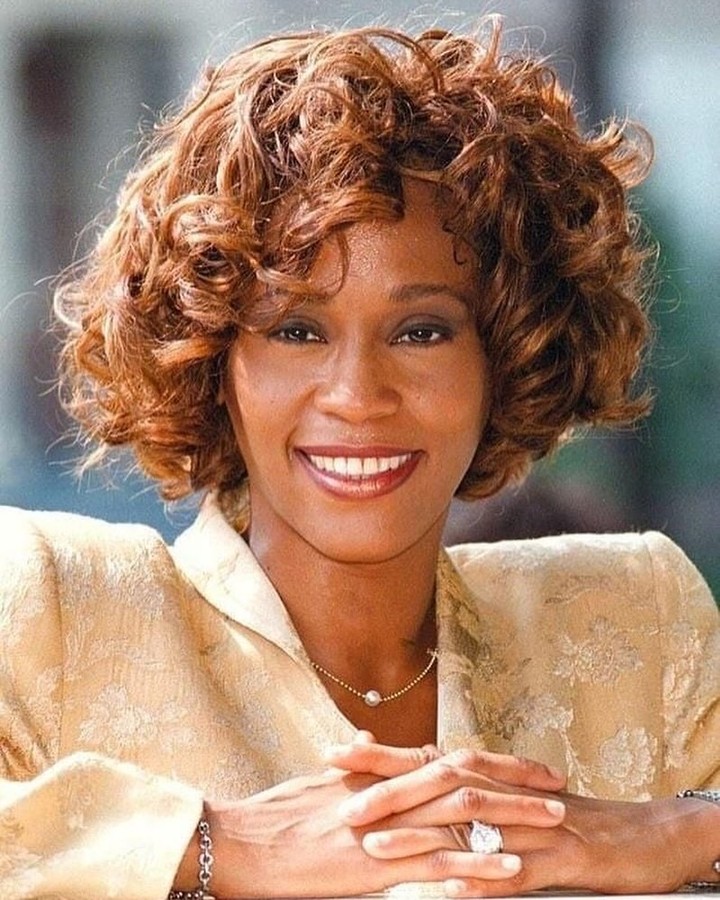 WHITNEY HOUSTON - Página 6 46815512