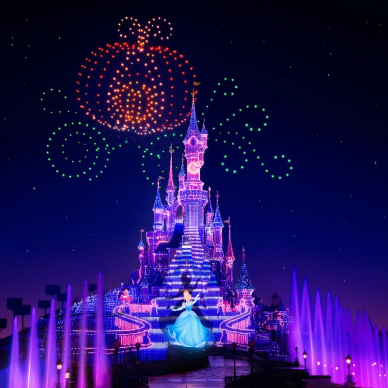 Disney Electrical Sky Parade Spectacle de drones [Parc Disneyland