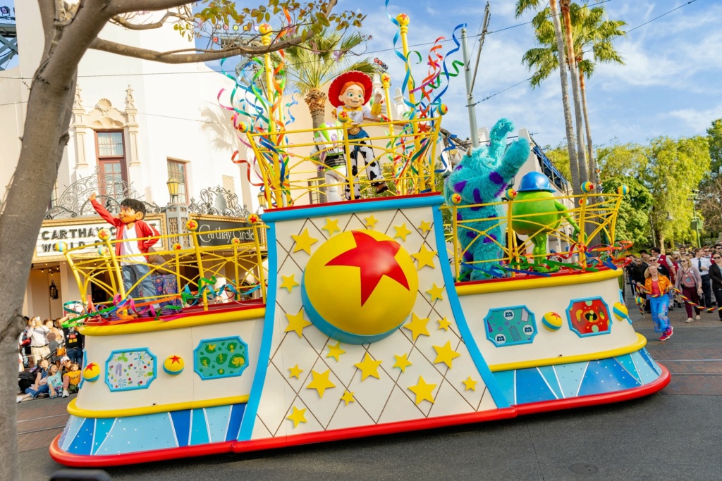  Pixar Fest [Disneyland Resort - Du 26 avril au 4 août 2024] Gl_hen10