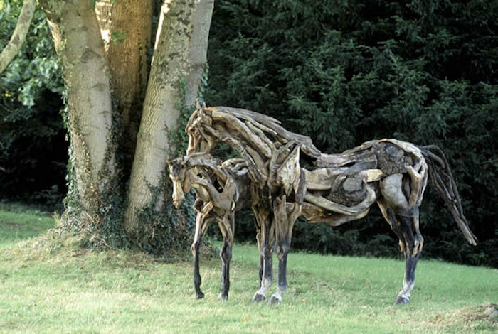 Les superbes sculptures en bois flotté de HEATHER JANSCH Heathe18