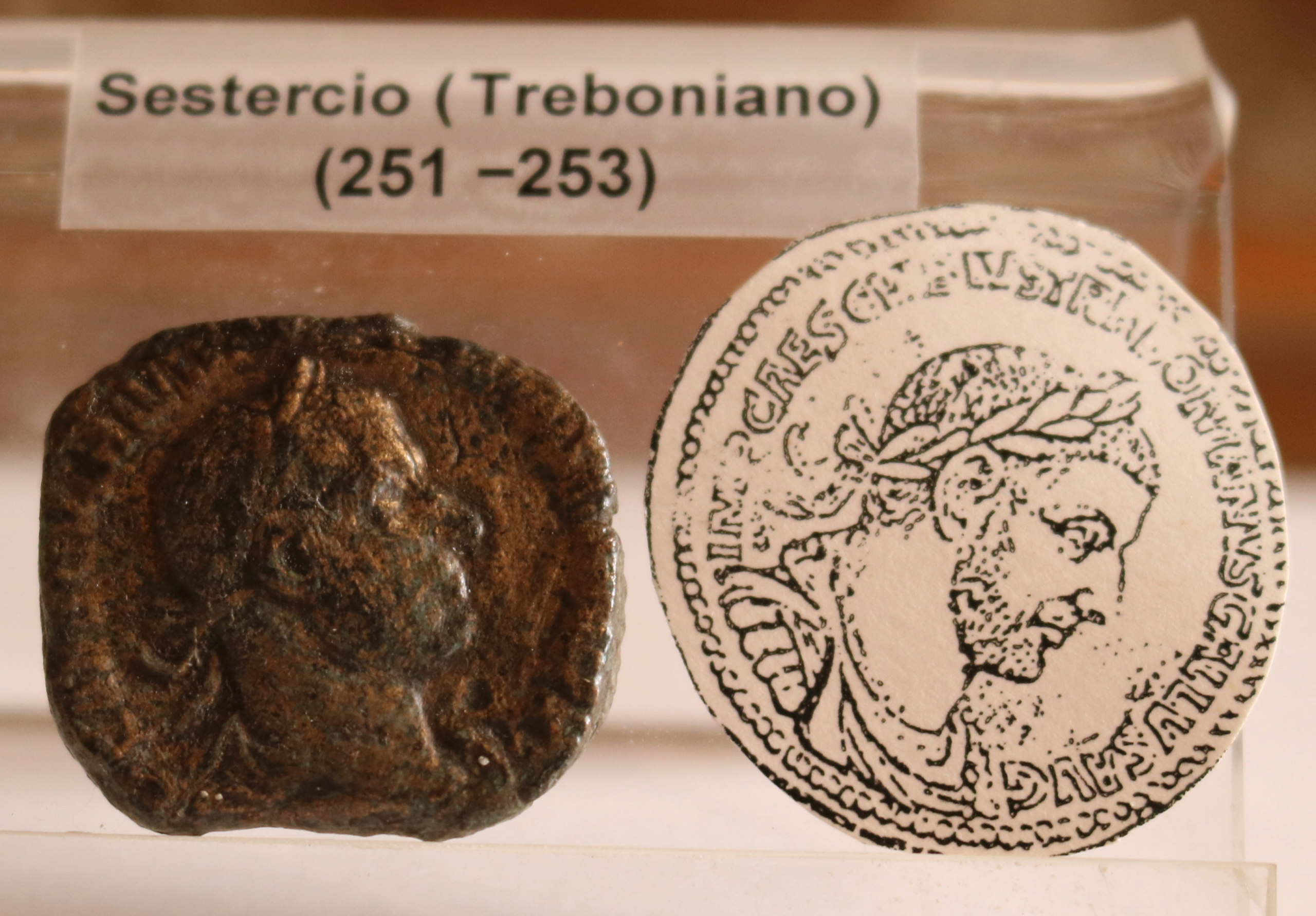 Identificar dos sestercios hallados en tumba romana Img_0210
