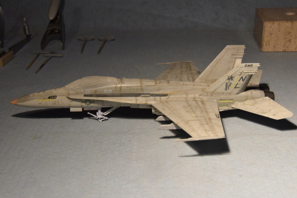 F/A-18A "Hornet" - Fujimi - 1/72 : Attaque de "Frelons" en Somalie - Page 6 06910