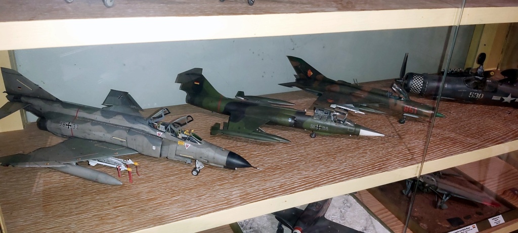 [Zoukei-Mura] 1/48 - McDonnell-Douglas F-4F Phantom II  Luftwaffe 38+33   - Page 8 20230144