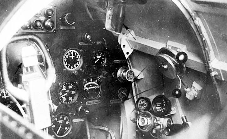 [Eduard Profipack] 1/48 - Polikarpov I-16 Type 10 "4" rouge + camion-starter - Leningrad 1943 -  Pit0510