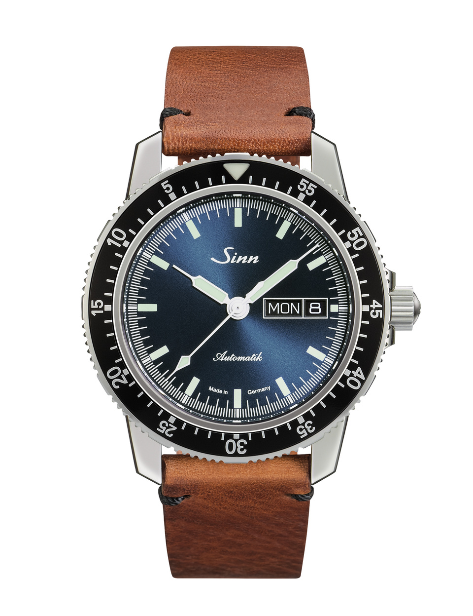 Montre de pilote bleue <2ke laquelle ? Cac17410