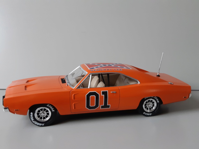Dodge Charger '69 - AMT 1/25e 20200117