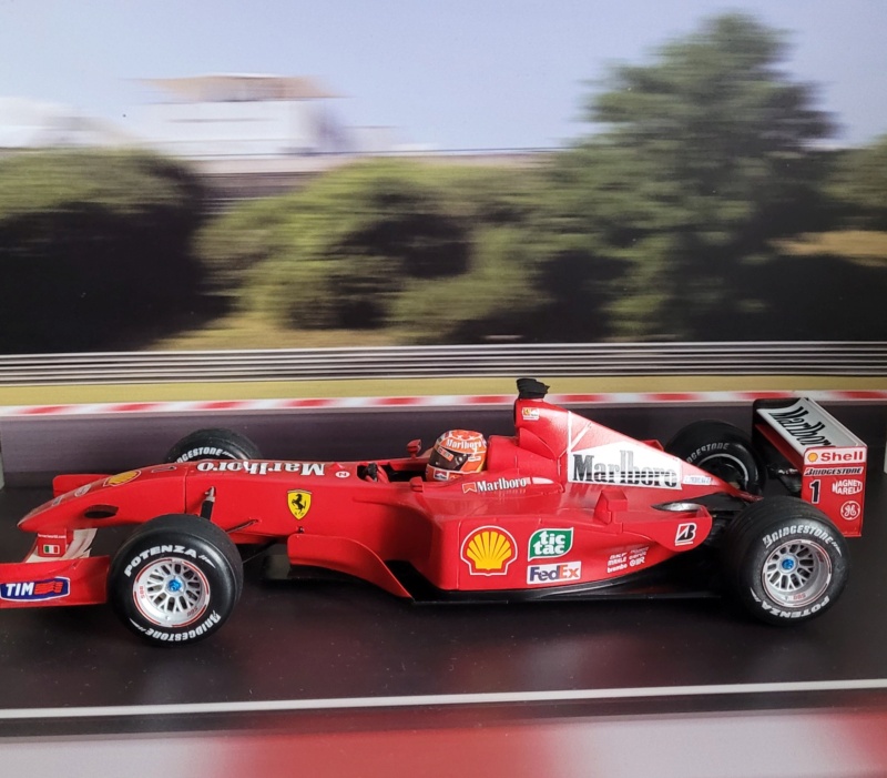 Projet Ferrari F2001 Tamiya 1/20e...avec beaucoup de personnages ! - Page 3 20220521