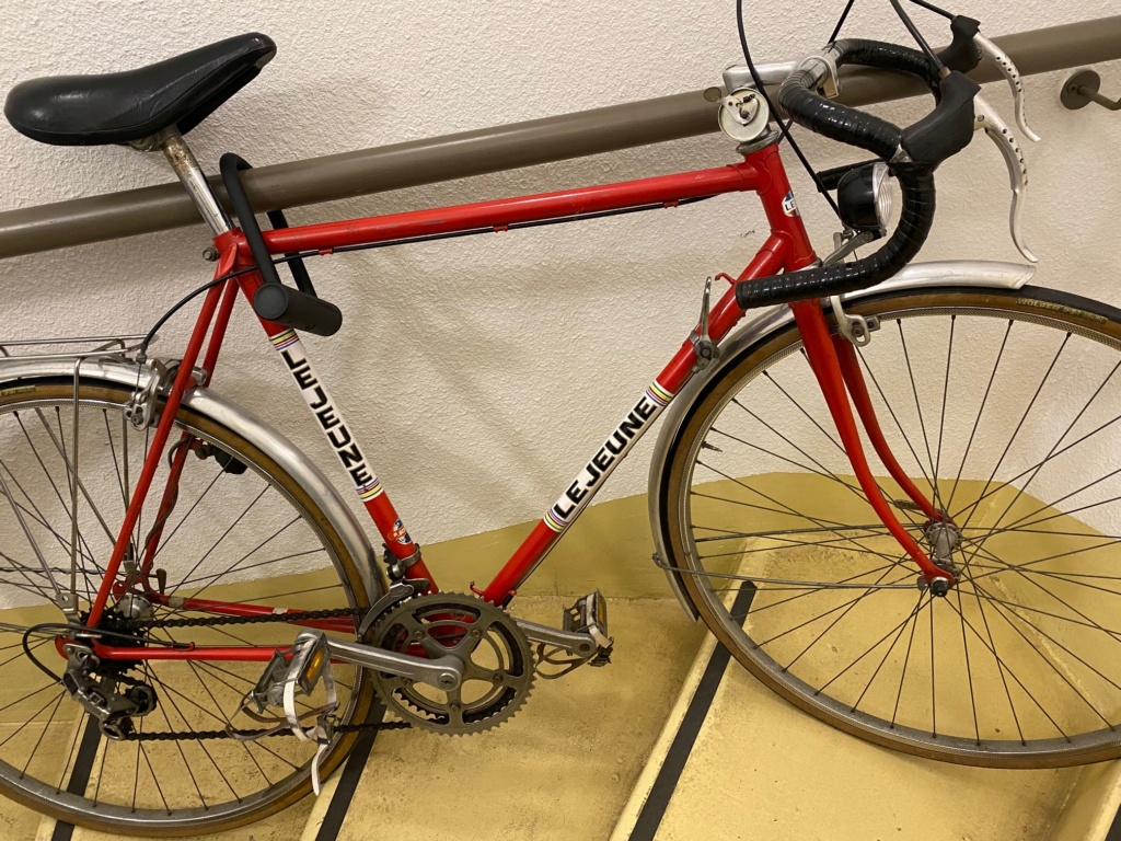 Vélo vintage de marque Lejeune Img_6410