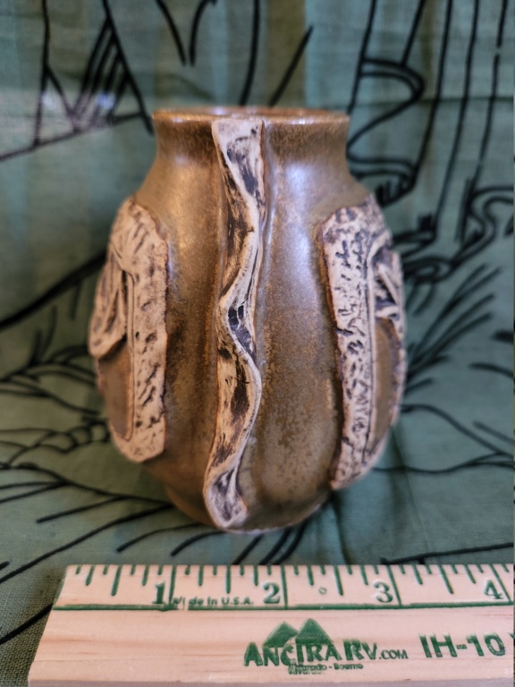 Brutalist clay fish vase with a B on the bottom 20220612