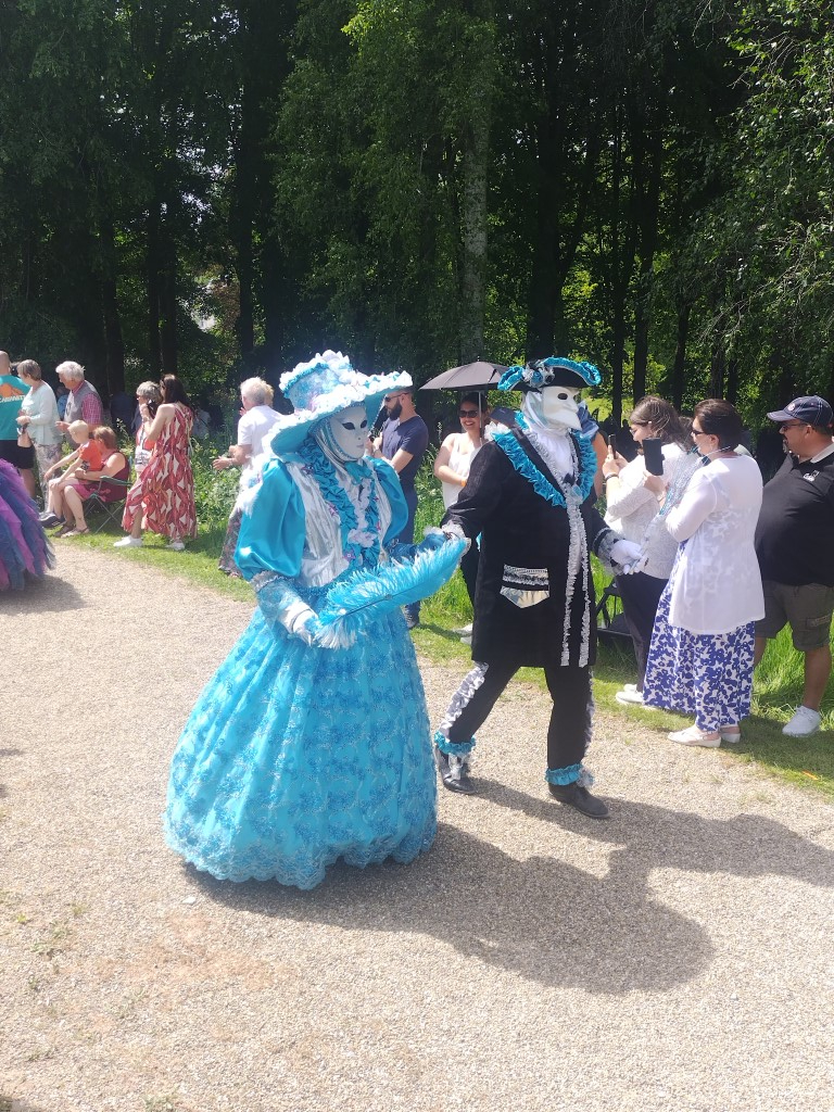 Les Costumés de Venise au jardin d'eau d'Annevoie Img_1959