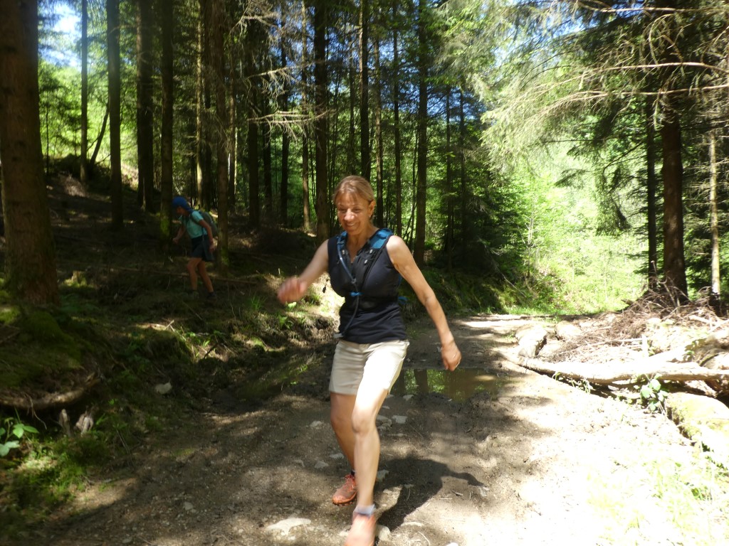 La marche c'est aussi du sport. - Page 11 P1010756