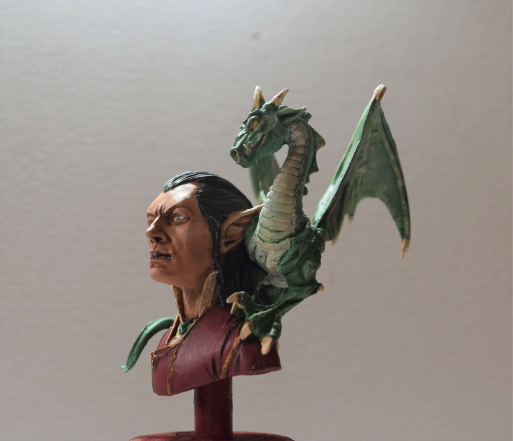 * 1/9     Buste  ELROND et le DRAGON  Dg1210