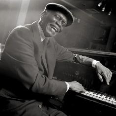 HANK JONES 92006810