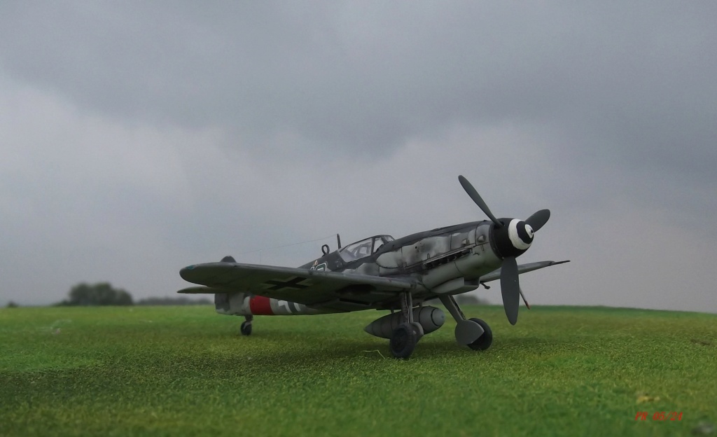 [AZ Model] 1/72 - Messerschmitt  Bf 109 G-14/AS  (bf109) As_02_10