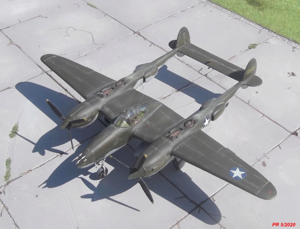 1/72 AIRFIX LIGHTING P38F Dessus10