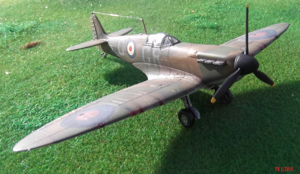 Spitfire mk I Tamiya 1/72 Spttam14