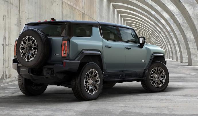 Voilà tout ce que vous devez savoir sur le nouveau Hummer ; GM dévoile le Hummer EV électrique en tant que `` premier supertruck au monde '' pour 112600 $ à partir de 2021 - Page 5 02_gmc10