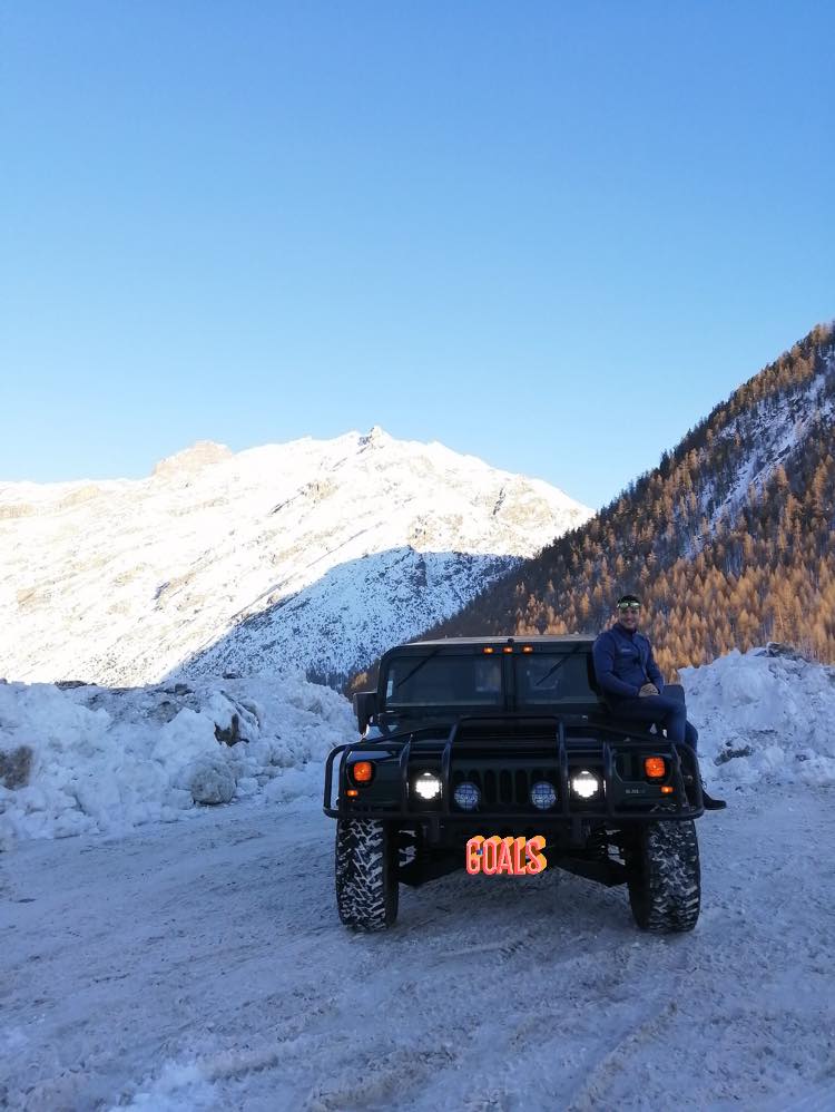 Un projet de Road Trip en Hummer ? Proposez votre projet et partez à plusieurs Hummer via le Club Hummerbox /Do you have a Hummer Road Trip project ?  81357110