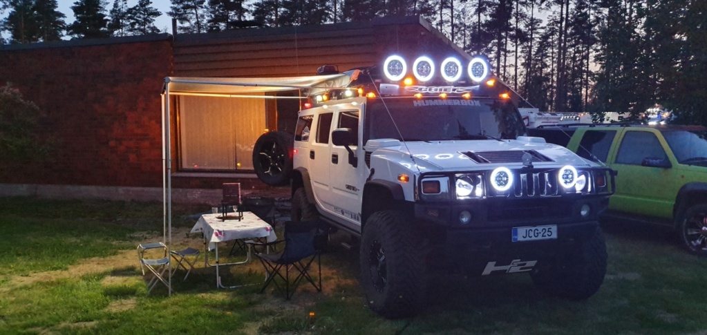 Un projet de Road Trip en Hummer ? Proposez votre projet et partez à plusieurs Hummer via le Club Hummerbox /Do you have a Hummer Road Trip project ? 81878410