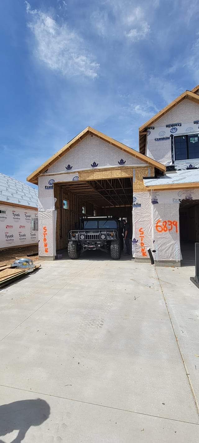 Le Garage de votre Hummer ; On en parle ? ... Où garez vous votre Hummer actuellement ? Fb_img76