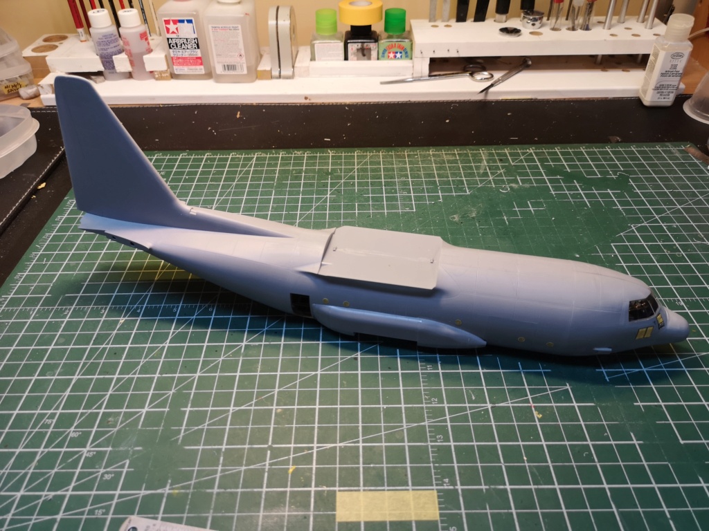 [Zvezda] 1/72 - Lockheed C-130H Hercules   RCAF  Img_2041