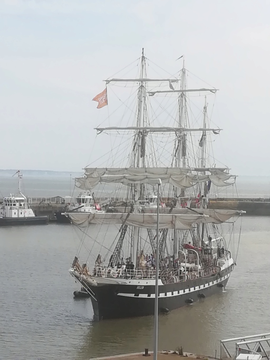 l' hermione a st nazaire Img_2286
