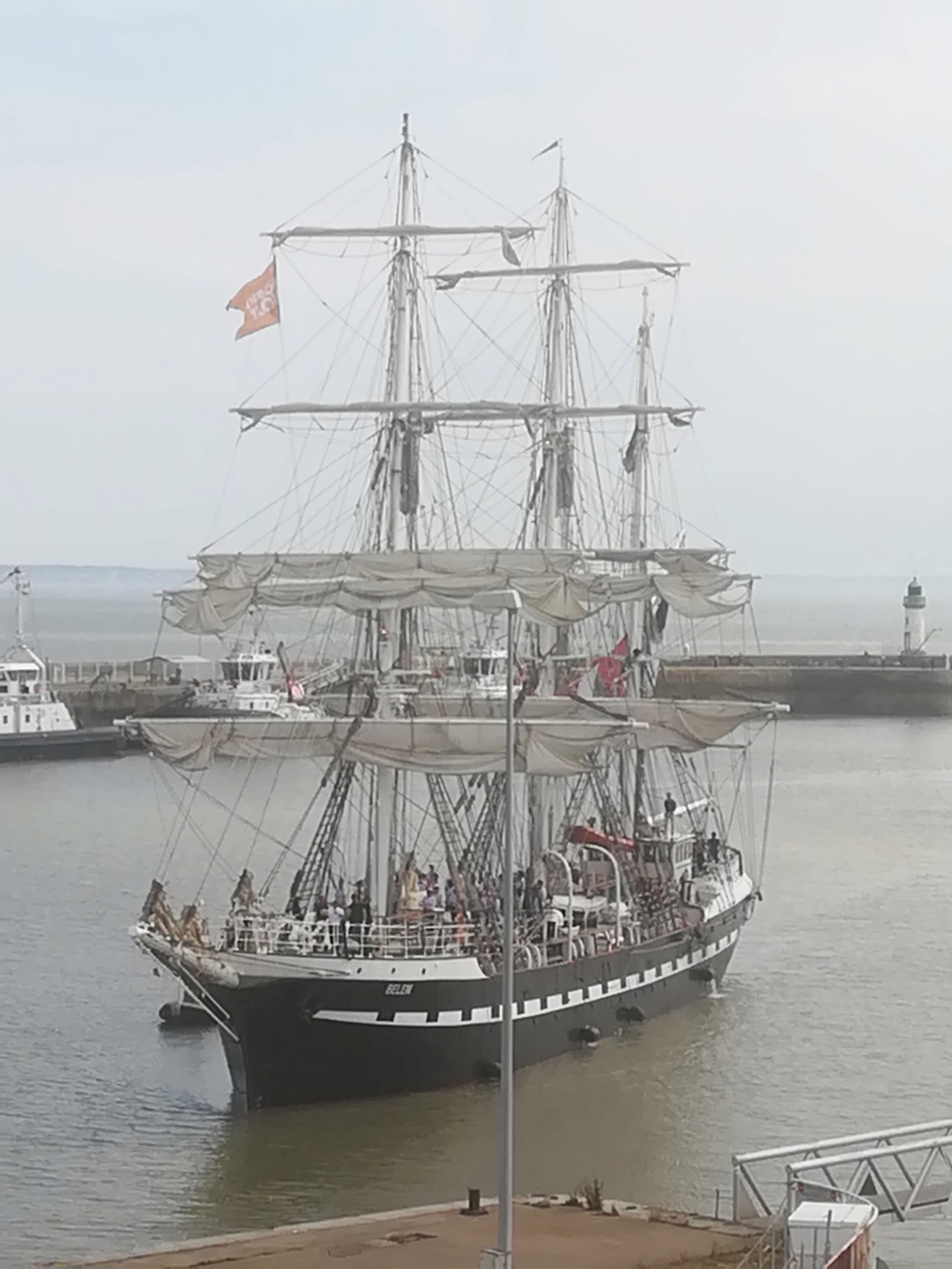 l' hermione a st nazaire Img_2287