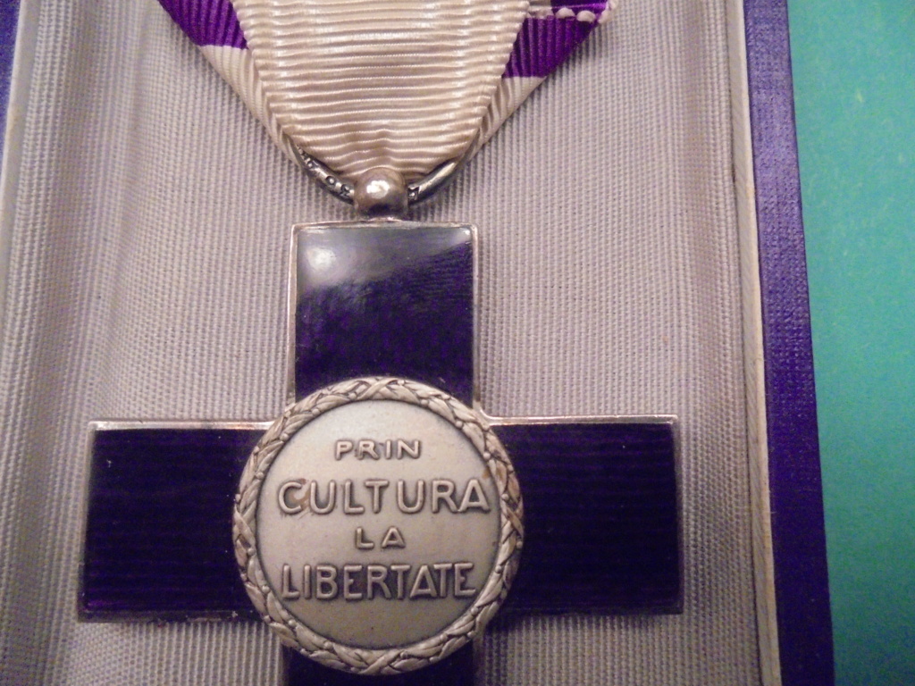 une belle medaille roumaine du matin Dsc00117