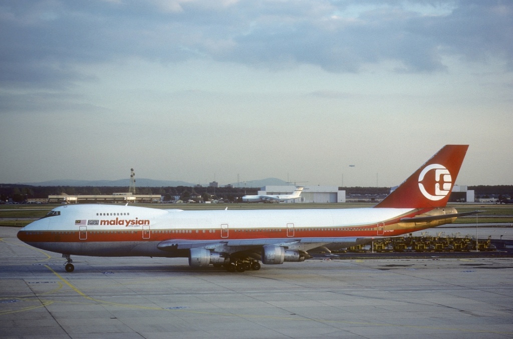 vor 40 Jahren N747wr10