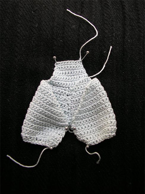 [Crochet] Salopette de poupée Salope17
