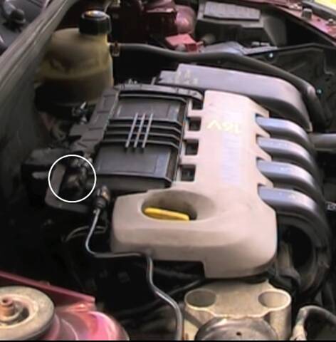 Renault Twingo 1.2 16v an 2001 ] Voyant défaillance électronique