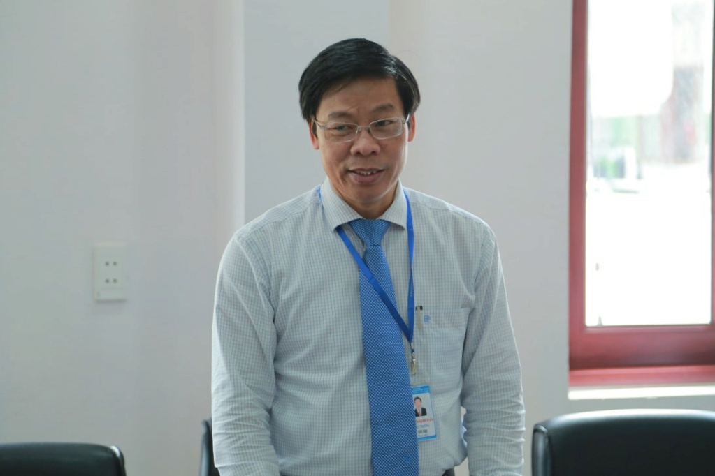 Bắt buộc sinh viên mặc đồng phục Nguyen24