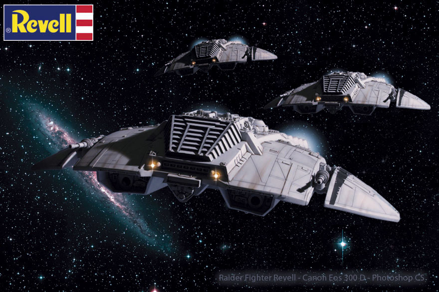 Battlestar Galactica - Cylon Raider - Revell Cylon_33