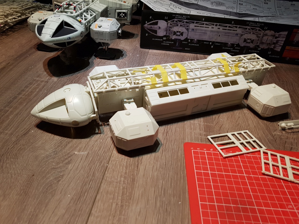 Space 1999 - Eagle transporter - MPC 1/48 Space_17