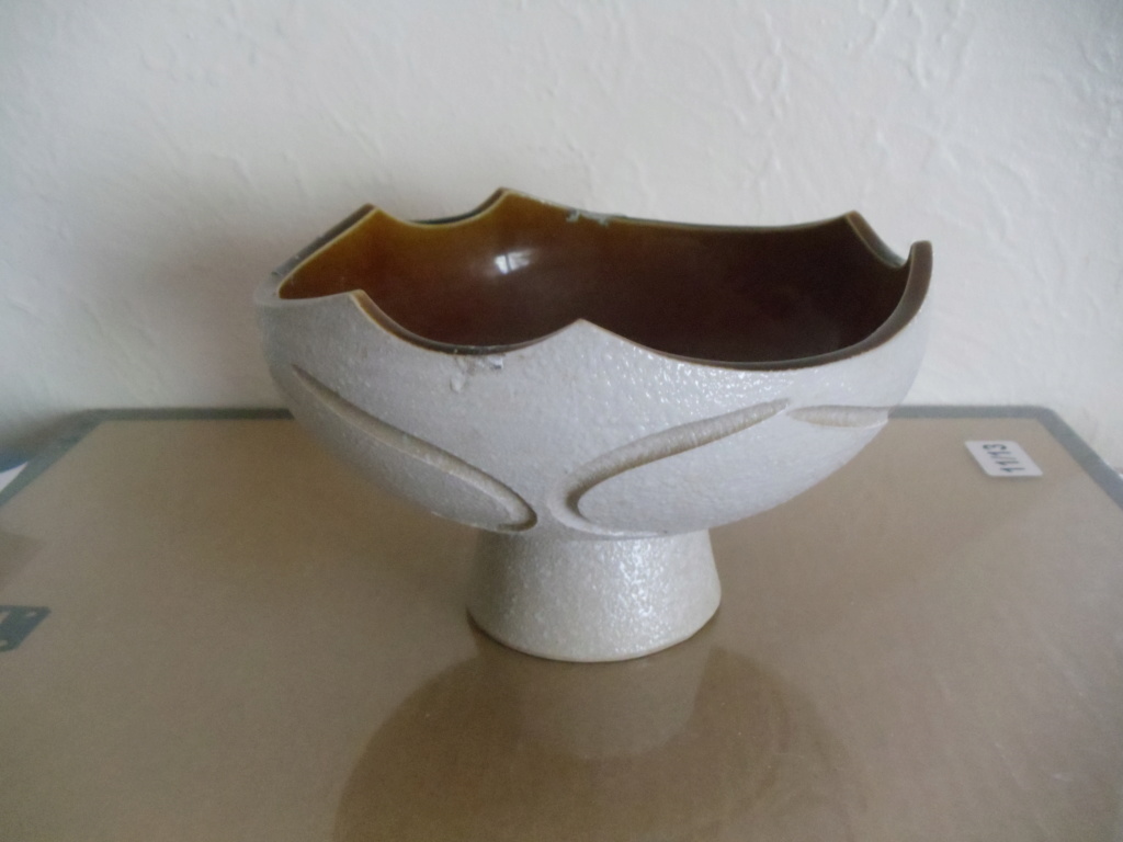 Footed bowl with mystery mark on bottom Footed11